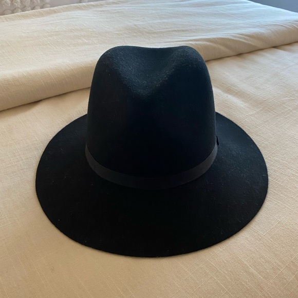 Auxiliary Accessories | Aritzia Hat- Brand New | Color: Black | Size: ml | Erindavis15's Closet